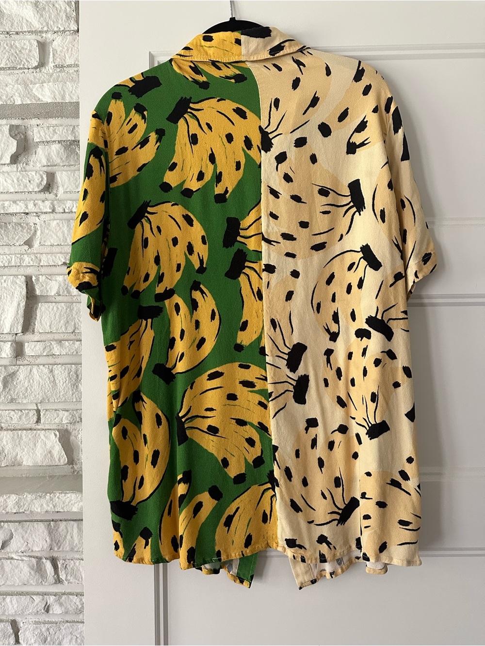 FARM Rio Yellow & Green Banana Print Short-Sleeve Shirt - Picture 3 of 4
